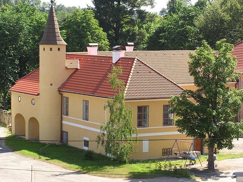Готель Zamek Jindrichovice Kolinec Екстер'єр фото